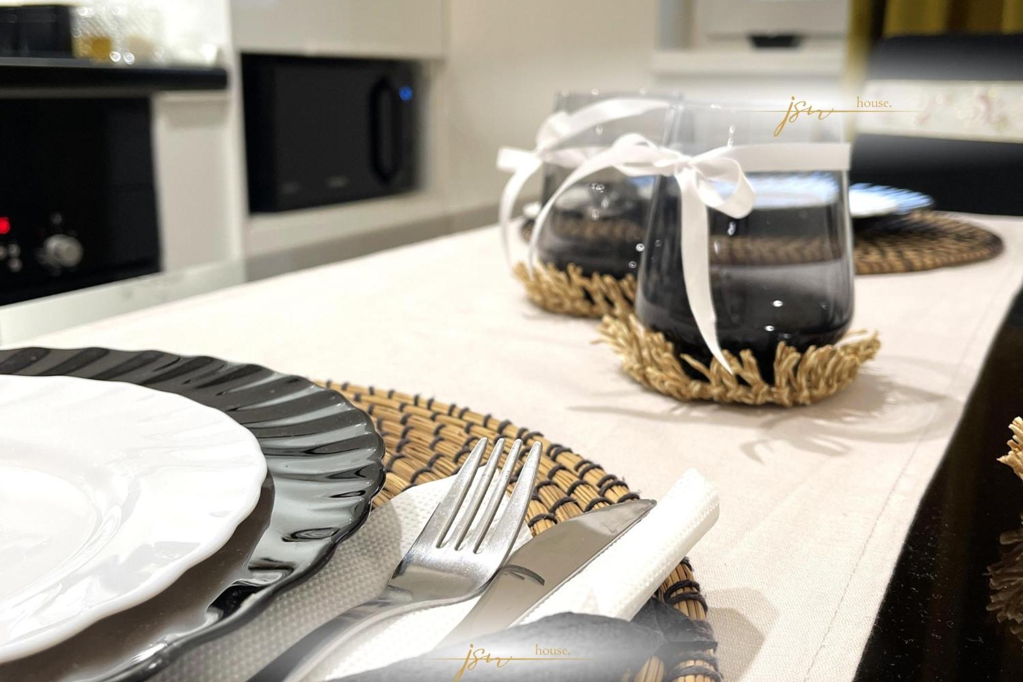 Jsn House - Private Parking & Premium Services ブカレスト エクステリア 写真